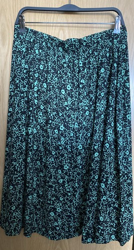 Women skirt size 14 - m&s, women's