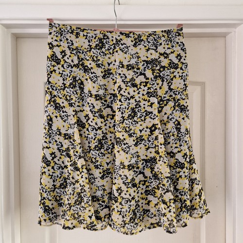 Skirt size floral black - size,