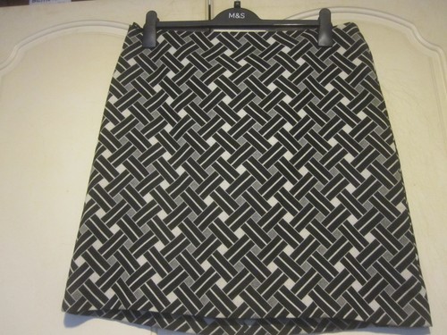 Skirt size black - m&s,
