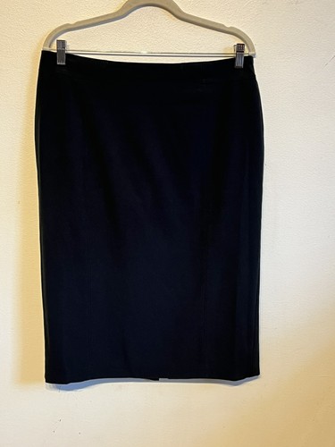 Woman black formal skirt - m,