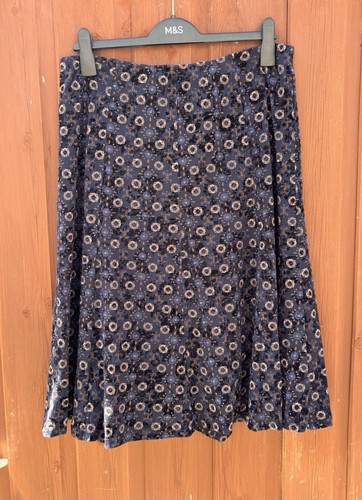 Classic skirt size - size, 14