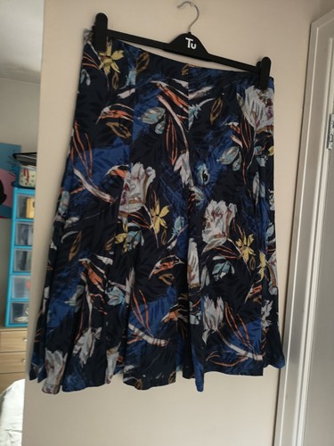 Size navy floral jersey - size,