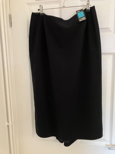 Bnwt black skirt size - m&s,