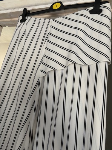 Maxi skirt black white striped - black,