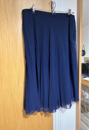 Navy blue midi skirt size - navy,