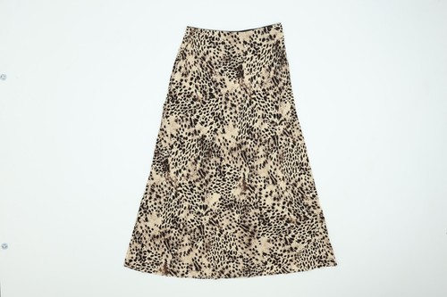 Women line skirt size - m&s,