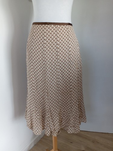 Women skirt size 14 used - women, m&s