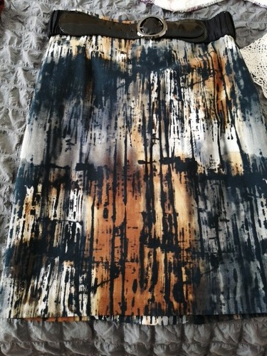 Women skirt size 14 - m&s,
